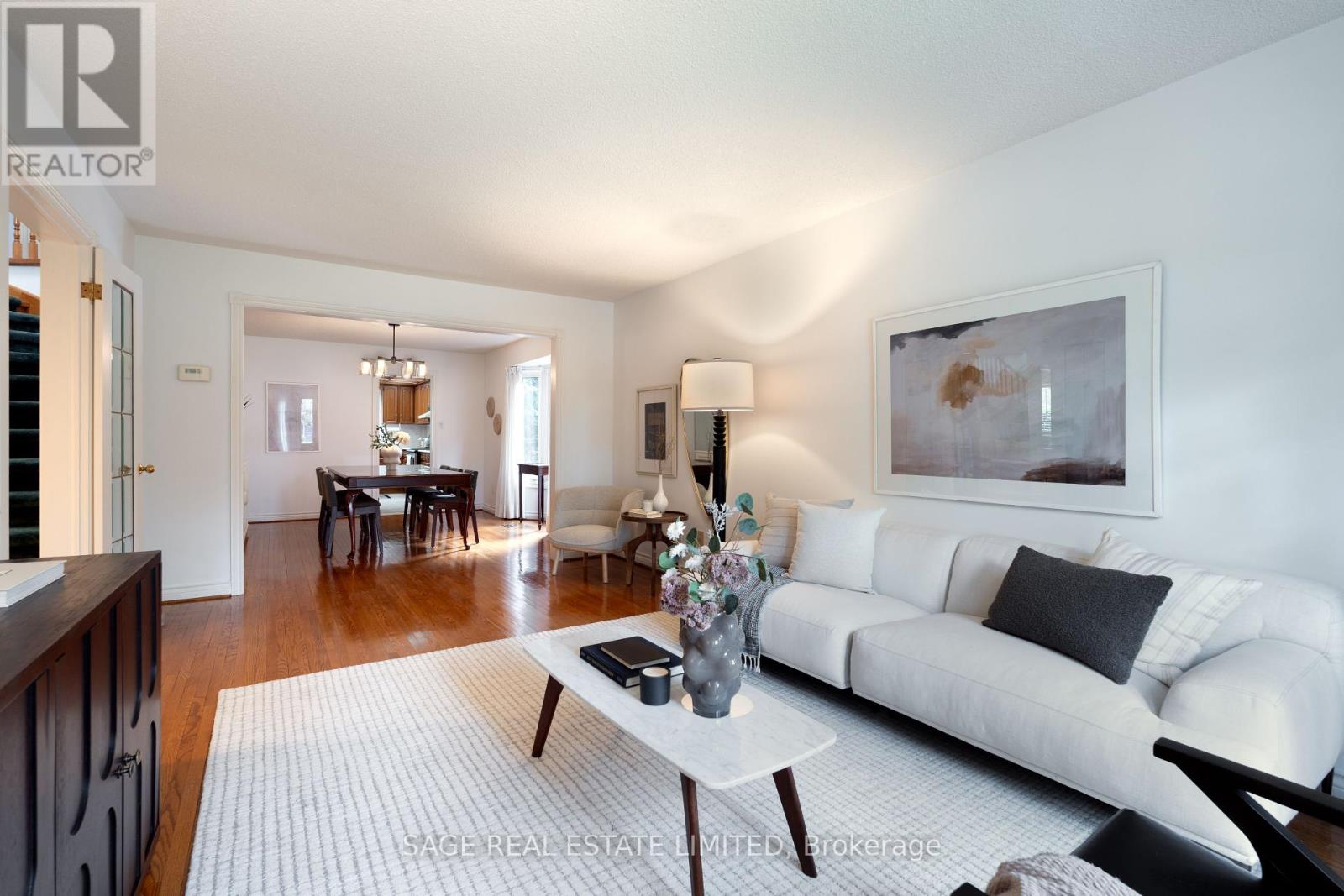 172 Burnhamthorpe Road, Toronto, Ontario  M9A 1H6 - Photo 16 - W12181760