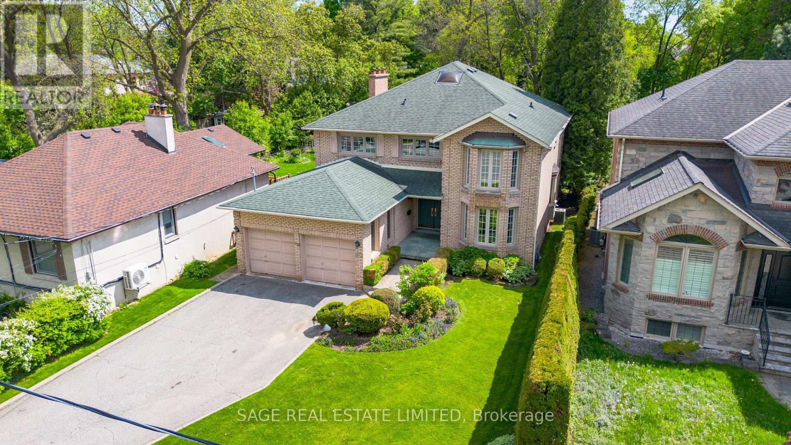 172 Burnhamthorpe Road, Toronto (Islington-City Centre West), Ontario  M9A 1H6 - Photo 2 - W12181760