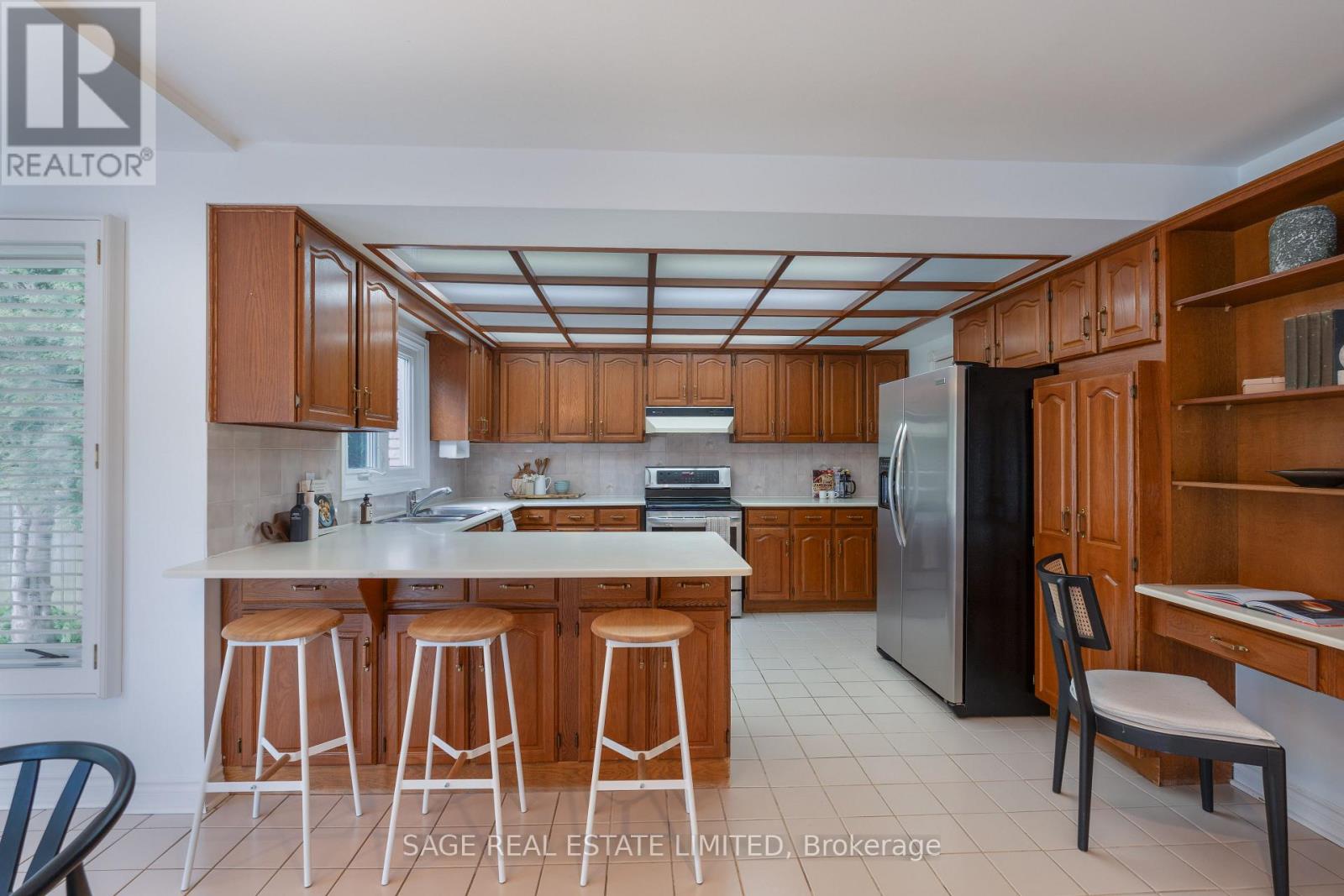 172 Burnhamthorpe Road, Toronto (Islington-City Centre West), Ontario  M9A 1H6 - Photo 21 - W12181760