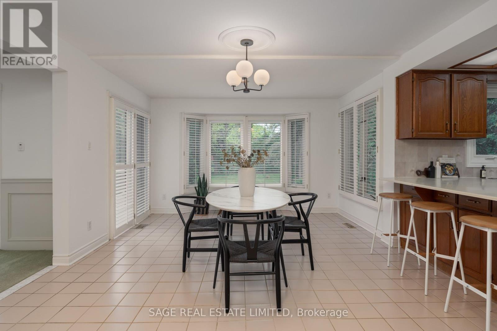 172 Burnhamthorpe Road, Toronto, Ontario  M9A 1H6 - Photo 26 - W12181760