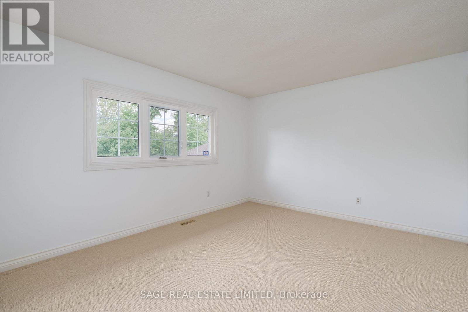 172 Burnhamthorpe Road, Toronto, Ontario  M9A 1H6 - Photo 37 - W12181760