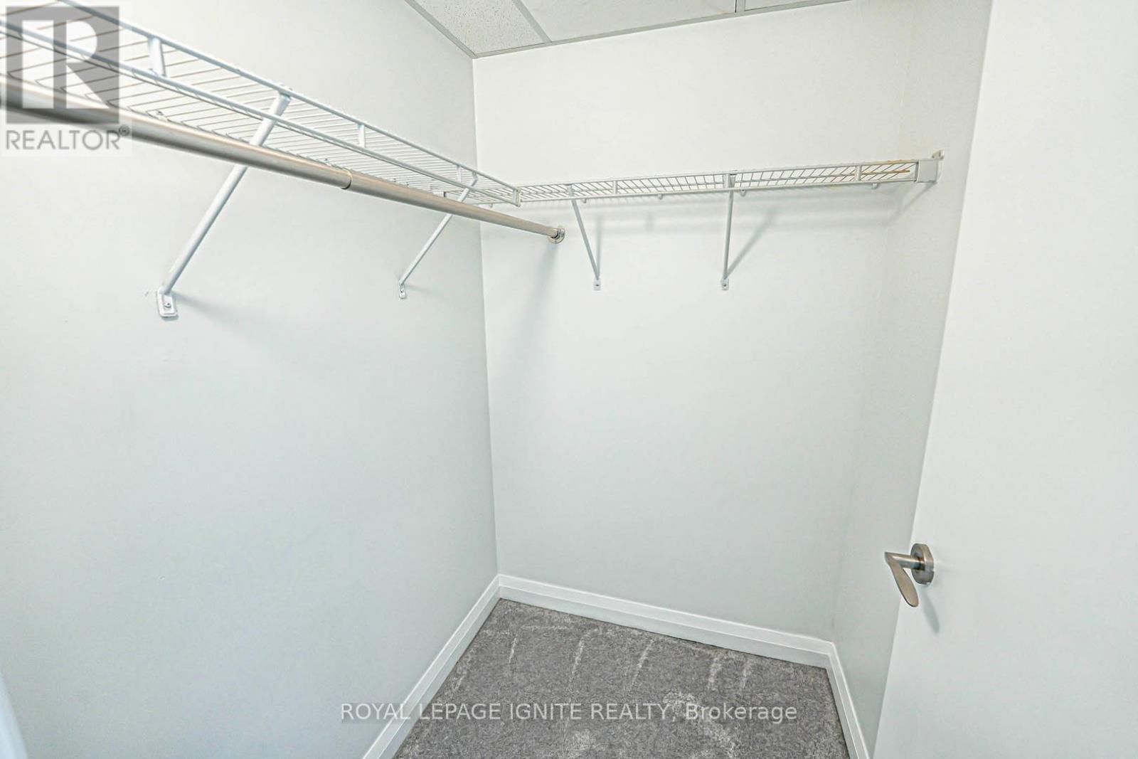 2905 - 5 Valhalla Inn Road, Toronto (Islington-City Centre West), Ontario  M9B 0B1 - Photo 16 - W12181767