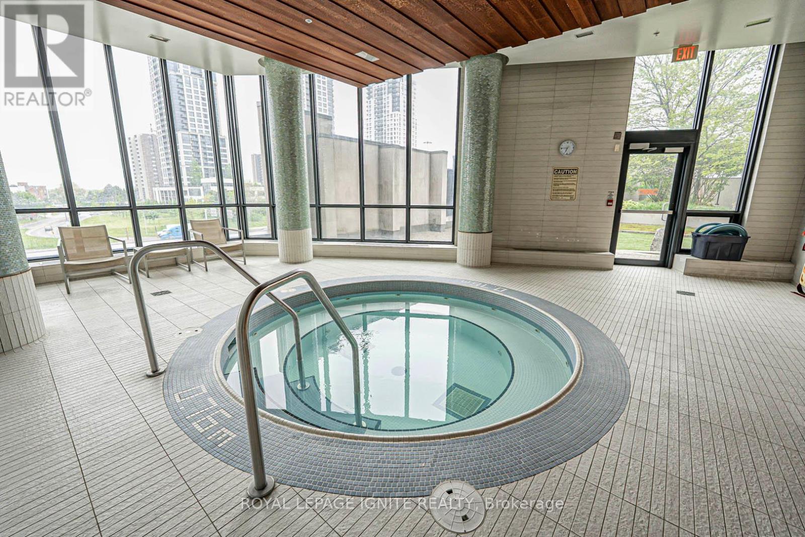 2905 - 5 Valhalla Inn Road, Toronto (Islington-City Centre West), Ontario  M9B 0B1 - Photo 26 - W12181767