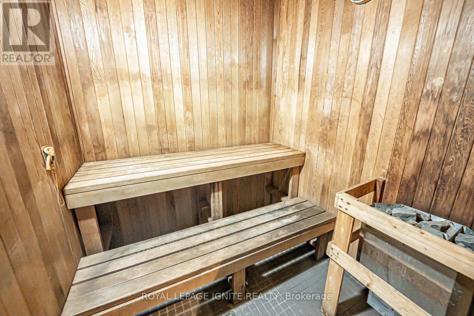 2905 - 5 Valhalla Inn Road, Toronto (Islington-City Centre West), Ontario  M9B 0B1 - Photo 28 - W12181767