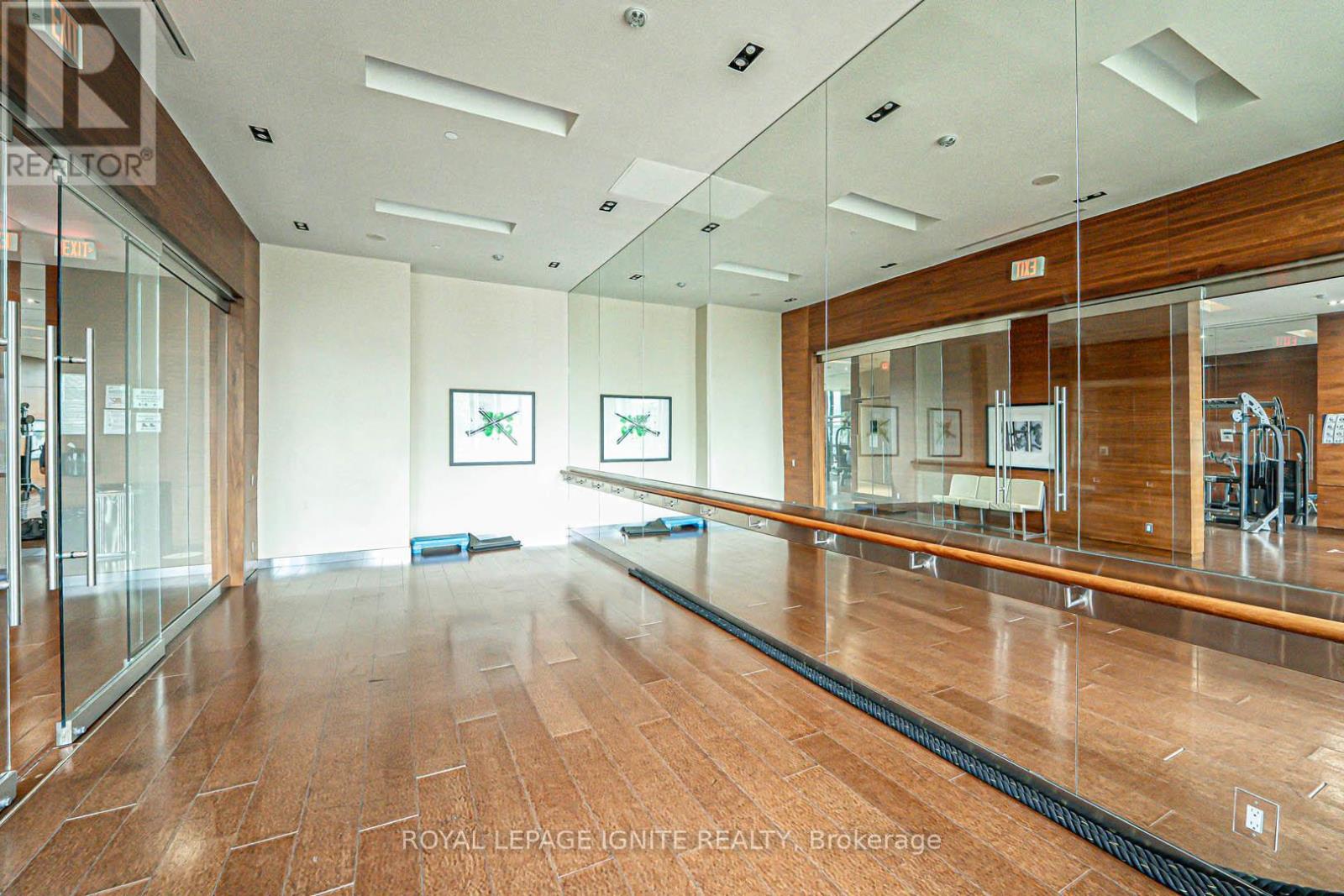 2905 - 5 Valhalla Inn Road, Toronto (Islington-City Centre West), Ontario  M9B 0B1 - Photo 32 - W12181767