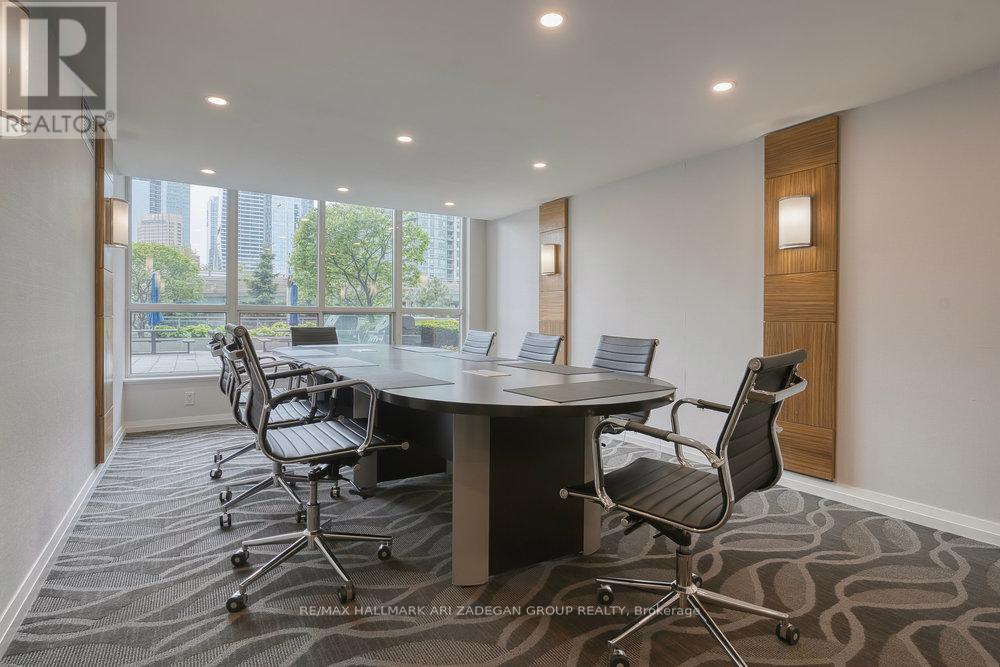 1518 - 230 Queens Quay W, Toronto, Ontario  M5J 2Y7 - Photo 29 - C12181819