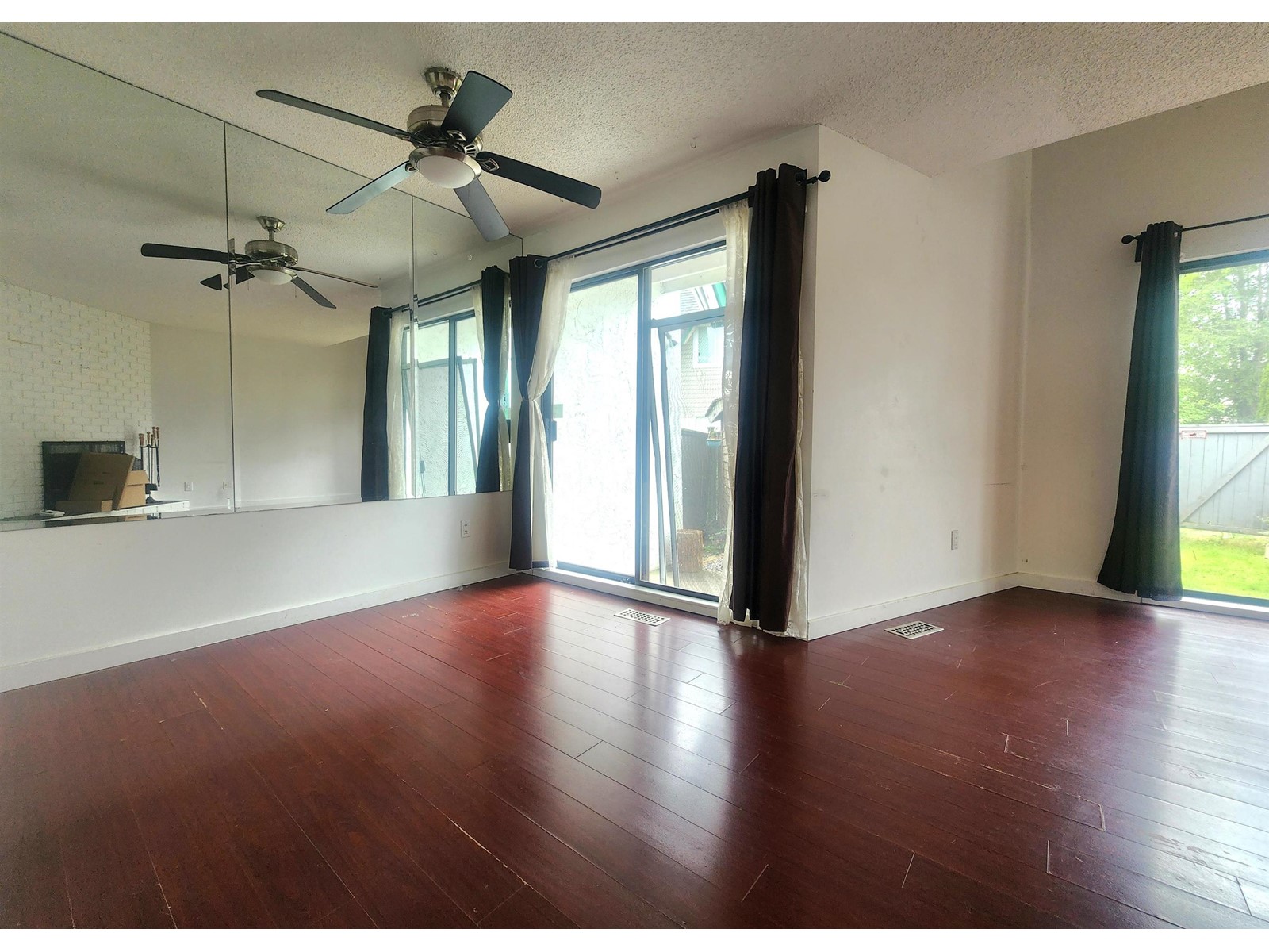 26888 32 Avenue, Langley, British Columbia  V4W 3L5 - Photo 11 - R3005325