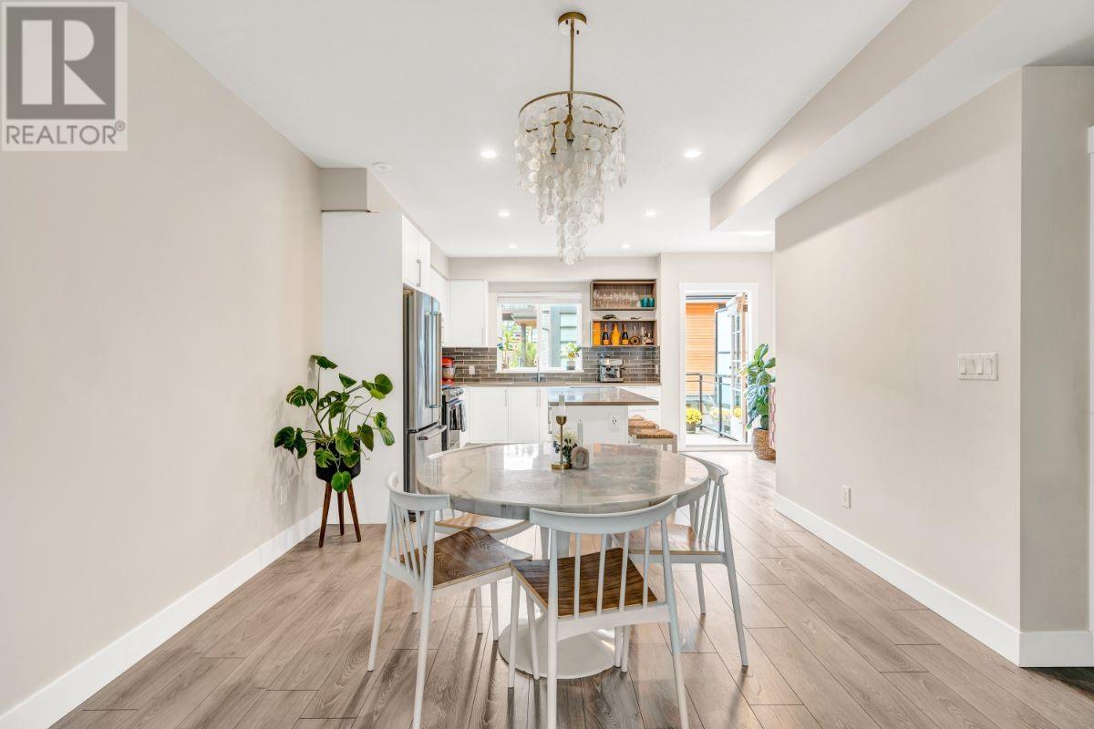 Property at 5 70 SEAVIEW DRIVE image 4