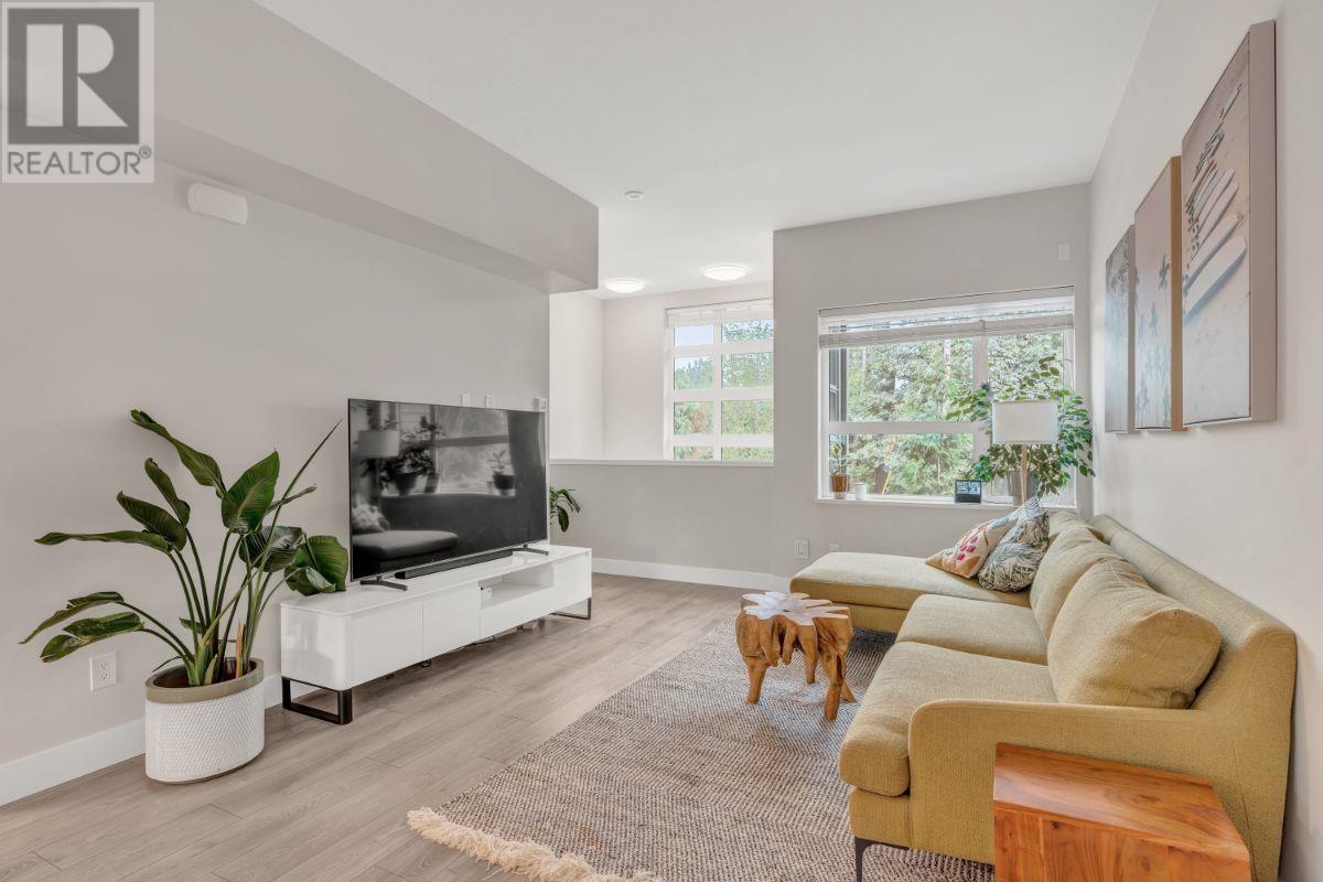 Property at 5 70 SEAVIEW DRIVE image 2