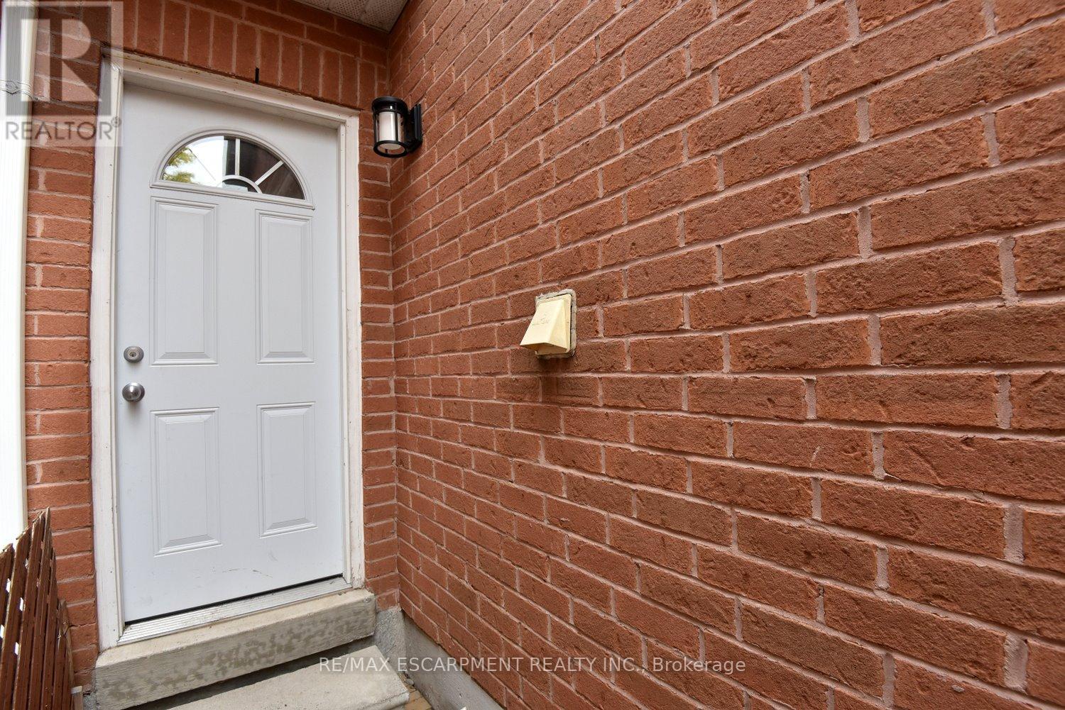 27 Pirie Drive, Hamilton (Dundas), Ontario  L9H 6X5 - Photo 45 - X12181715