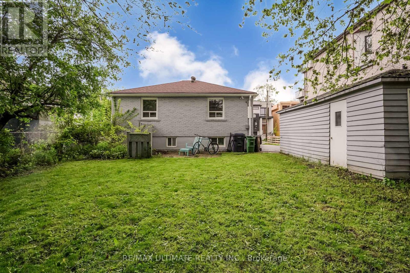 70 Bexhill Avenue, Toronto, Ontario  M1L 3B8 - Photo 15 - E12181779