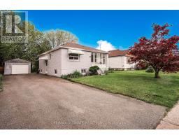 70 BEXHILL AVENUE, Toronto, Ontario
