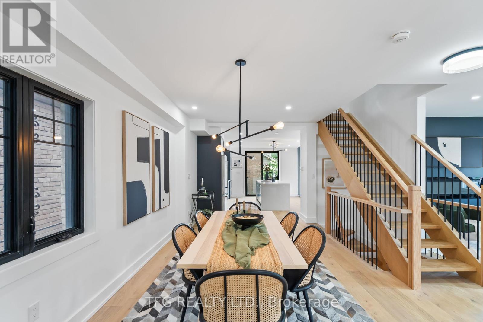997 Mount Pleasant Road, Toronto, Ontario  M4P 2L9 - Photo 12 - C12182019