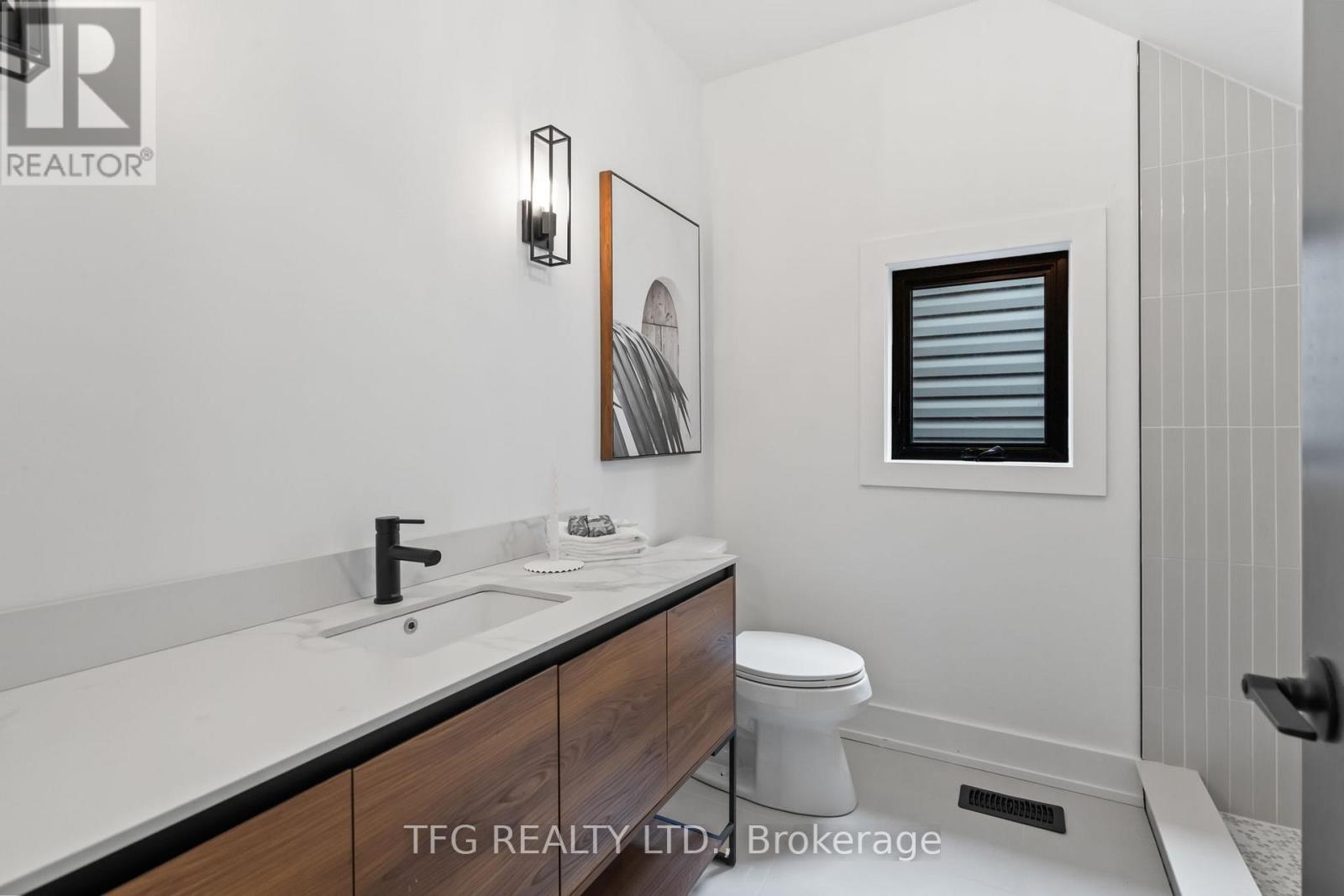 997 Mount Pleasant Road, Toronto, Ontario  M4P 2L9 - Photo 34 - C12182019