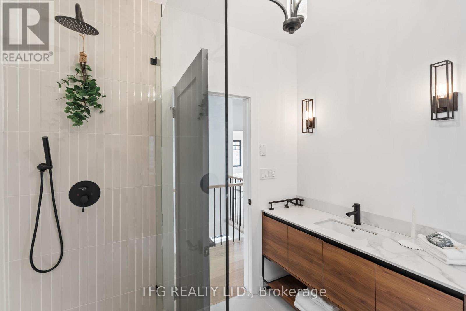 997 Mount Pleasant Road, Toronto, Ontario  M4P 2L9 - Photo 35 - C12182019