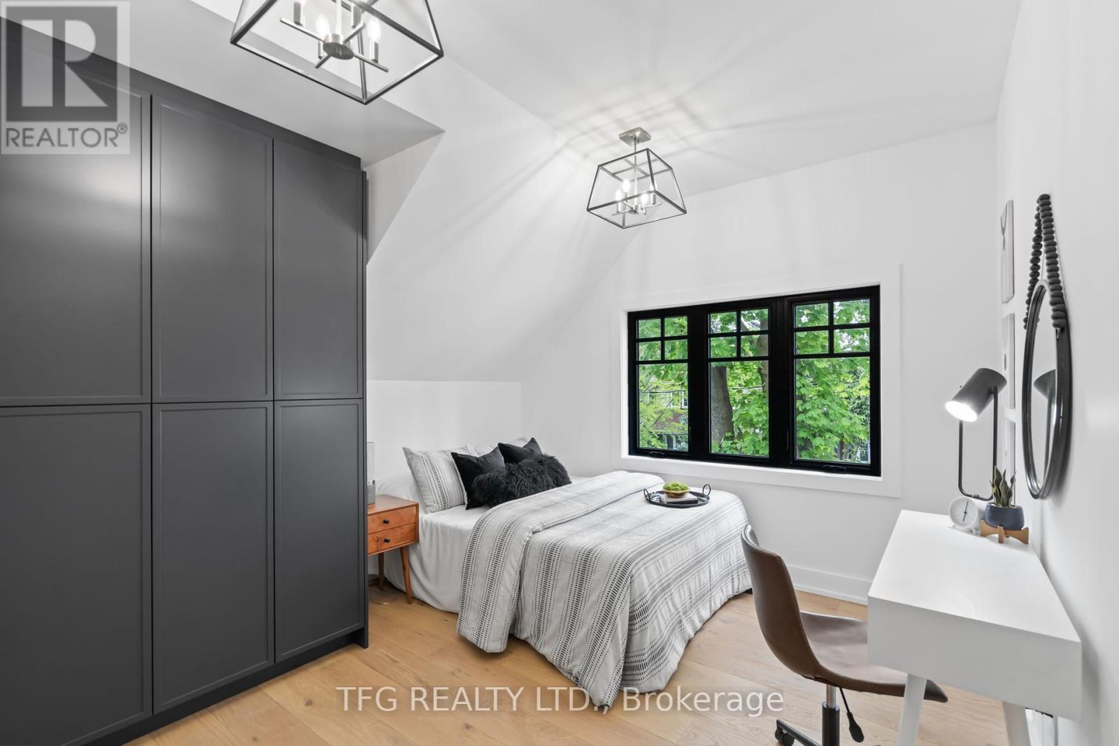 997 Mount Pleasant Road, Toronto, Ontario  M4P 2L9 - Photo 38 - C12182019