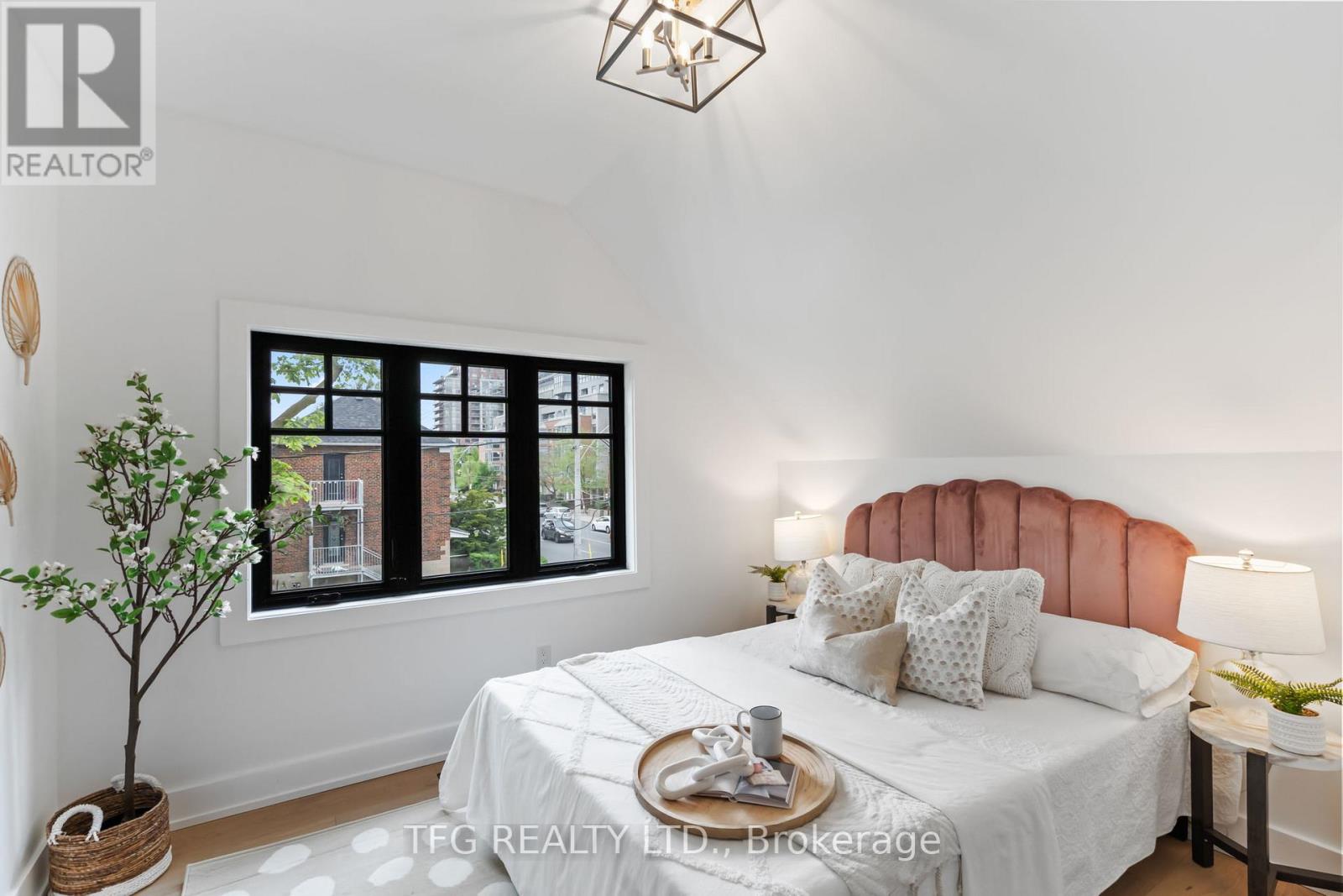 997 Mount Pleasant Road, Toronto, Ontario  M4P 2L9 - Photo 40 - C12182019