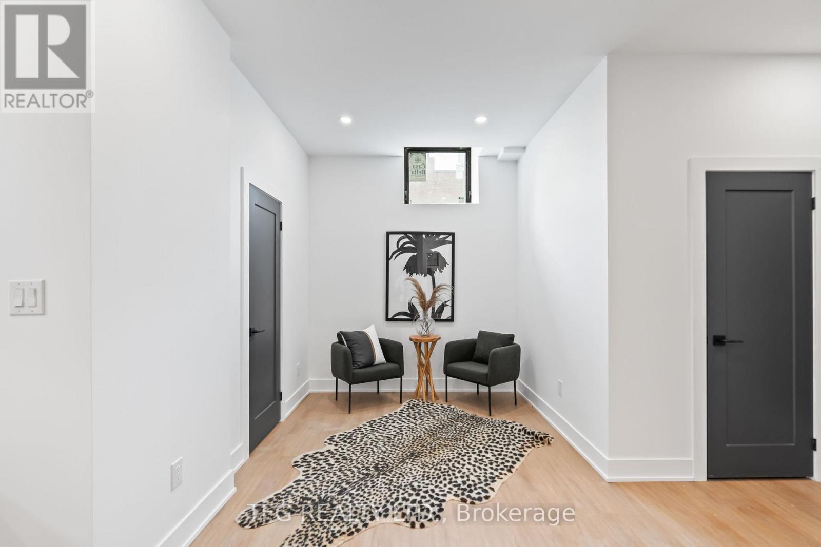 997 Mount Pleasant Road, Toronto, Ontario  M4P 2L9 - Photo 44 - C12182019