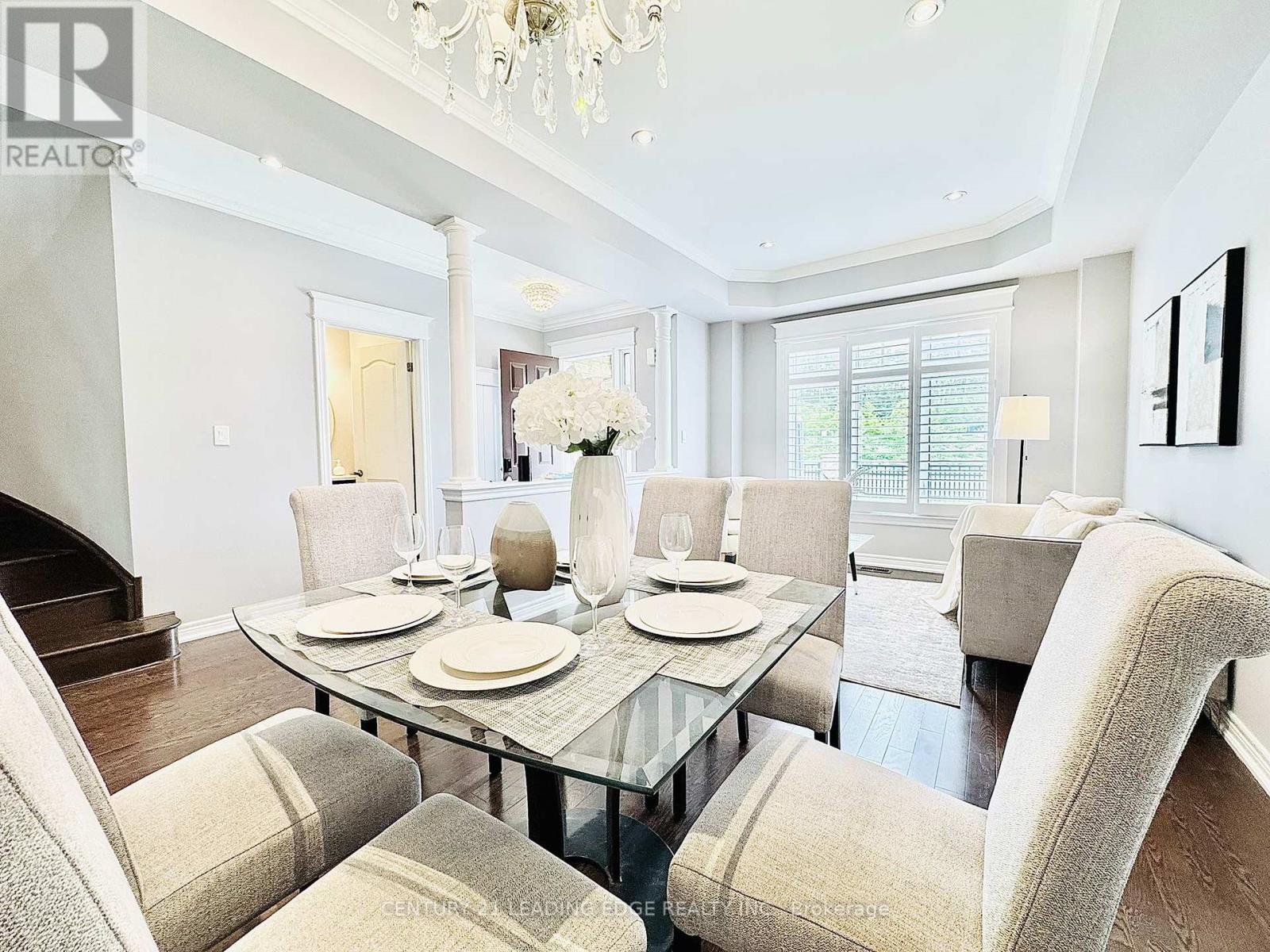 27 Calamint Lane, Richmond Hill, Ontario  L4E 1C3 - Photo 8 - N12181833