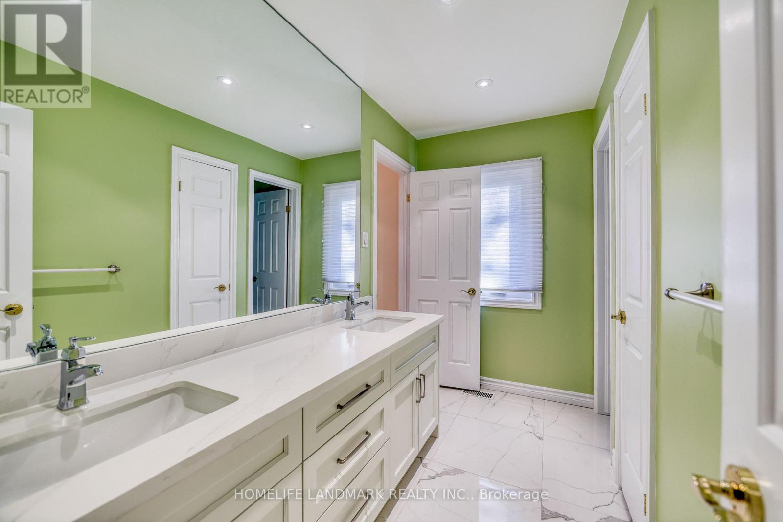 10 Prescott Court, Markham, Ontario  L3T 5W7 - Photo 27 - N12181864