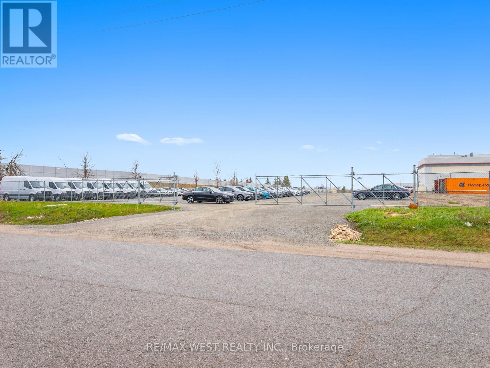 2457 Doral Drive, Innisfil, Ontario  L9S 0G1 - Photo 2 - N12181922