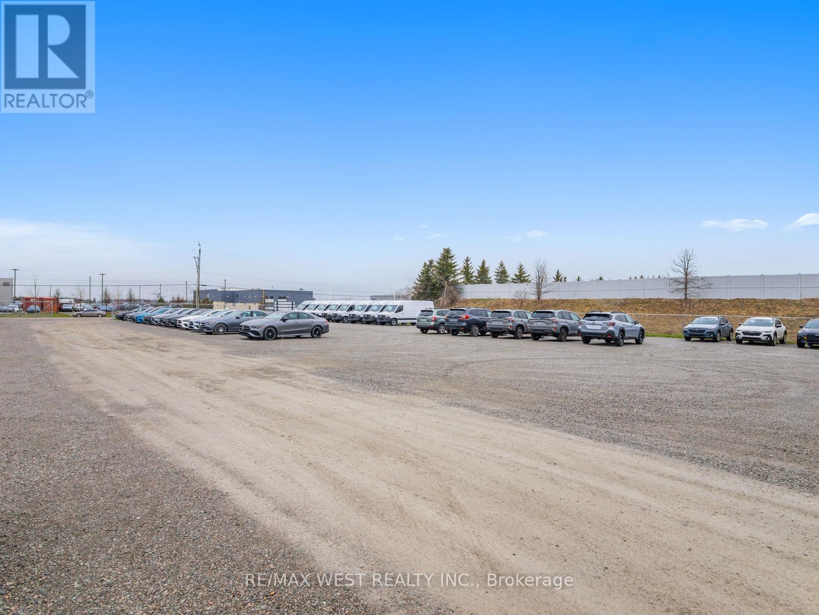 2457 Doral Drive, Innisfil, Ontario  L9S 0G1 - Photo 6 - N12181922