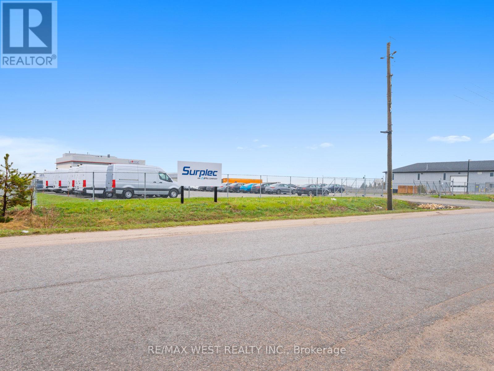 2457 Doral Drive, Innisfil, Ontario  L9S 0G1 - Photo 7 - N12181922