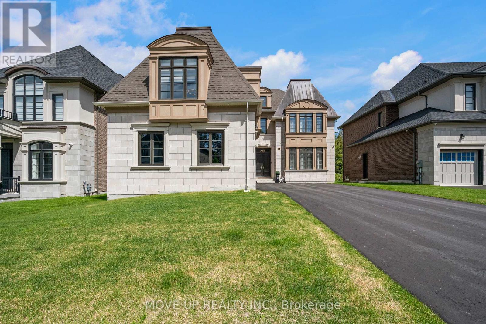 26 Calla Trail, Aurora, Ontario  L4G 3Z5 - Photo 10 - N12181939