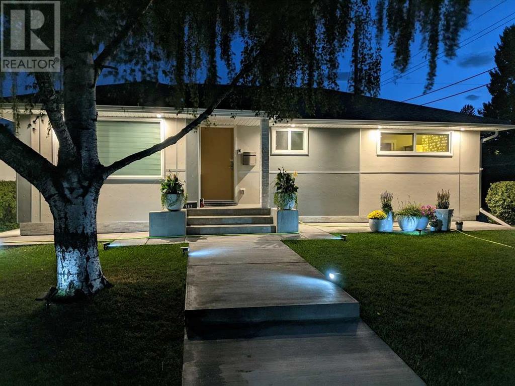 Property at 167 Waterloo Drive SW image 2