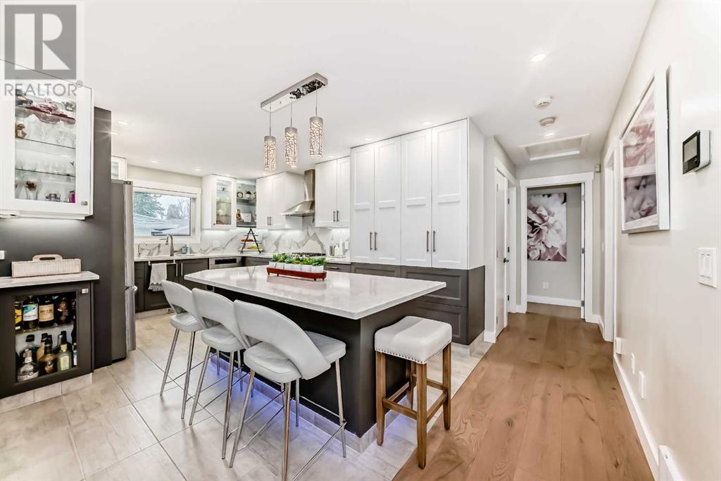 Property at 167 Waterloo Drive SW image 5