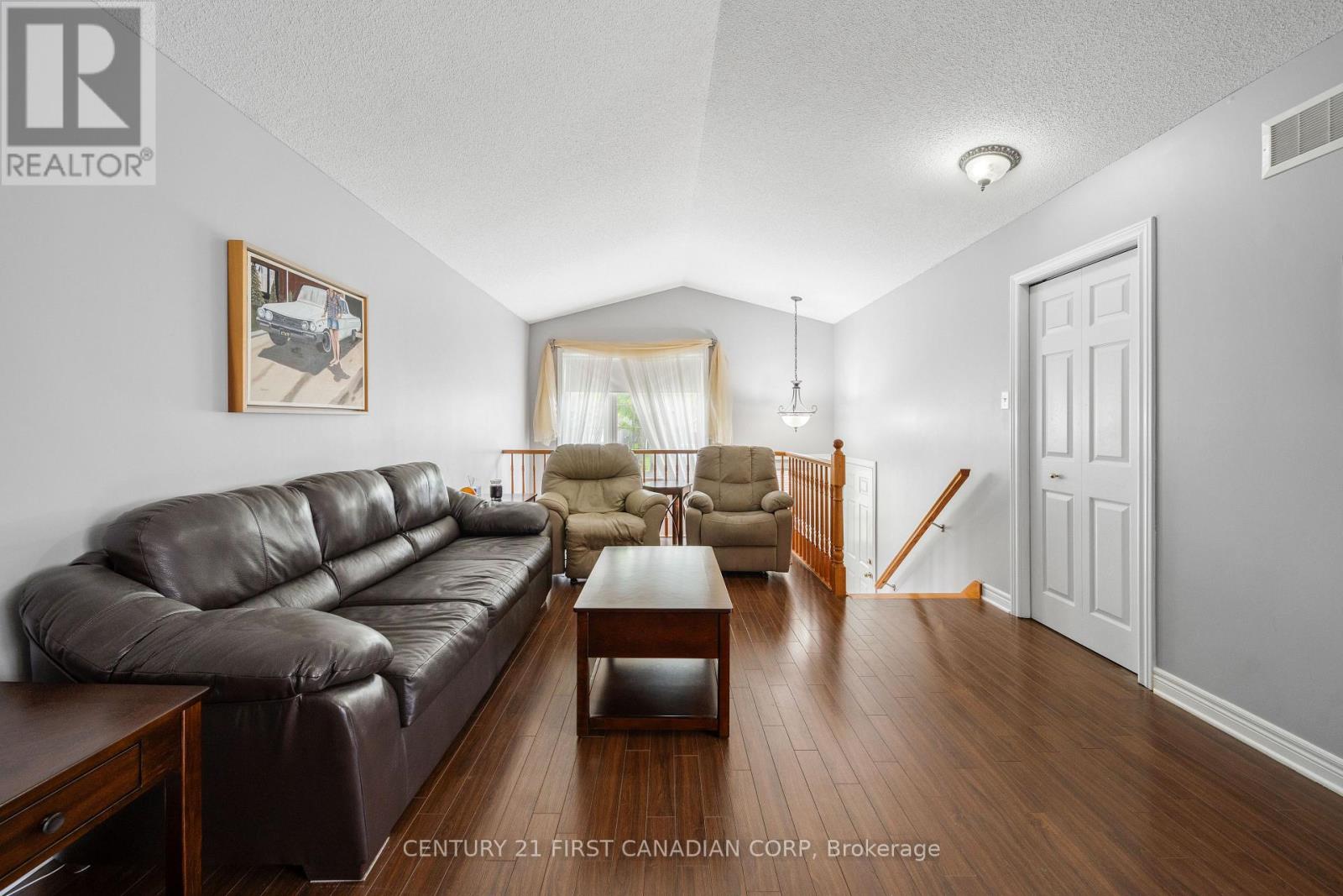 Photo 12 of 36 for 475 Exmouth Circle