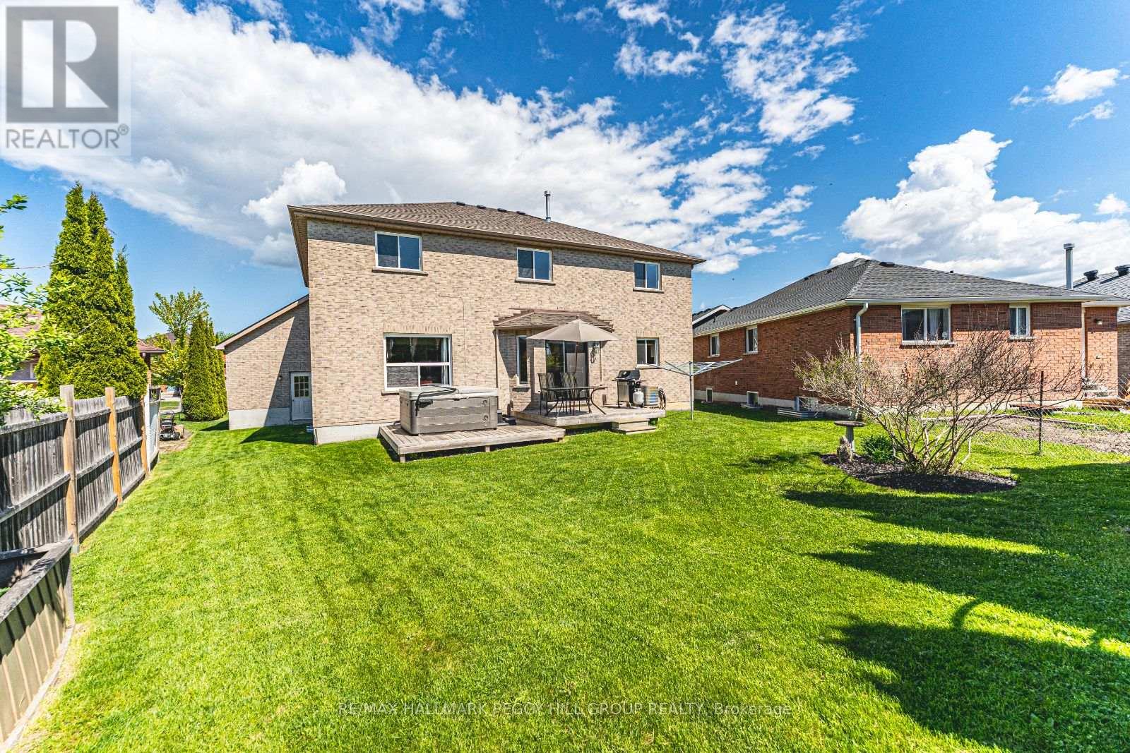 10 Mcavoy Drive, Barrie (Edgehill Drive), Ontario  L4N 0R1 - Photo 18 - S12181838