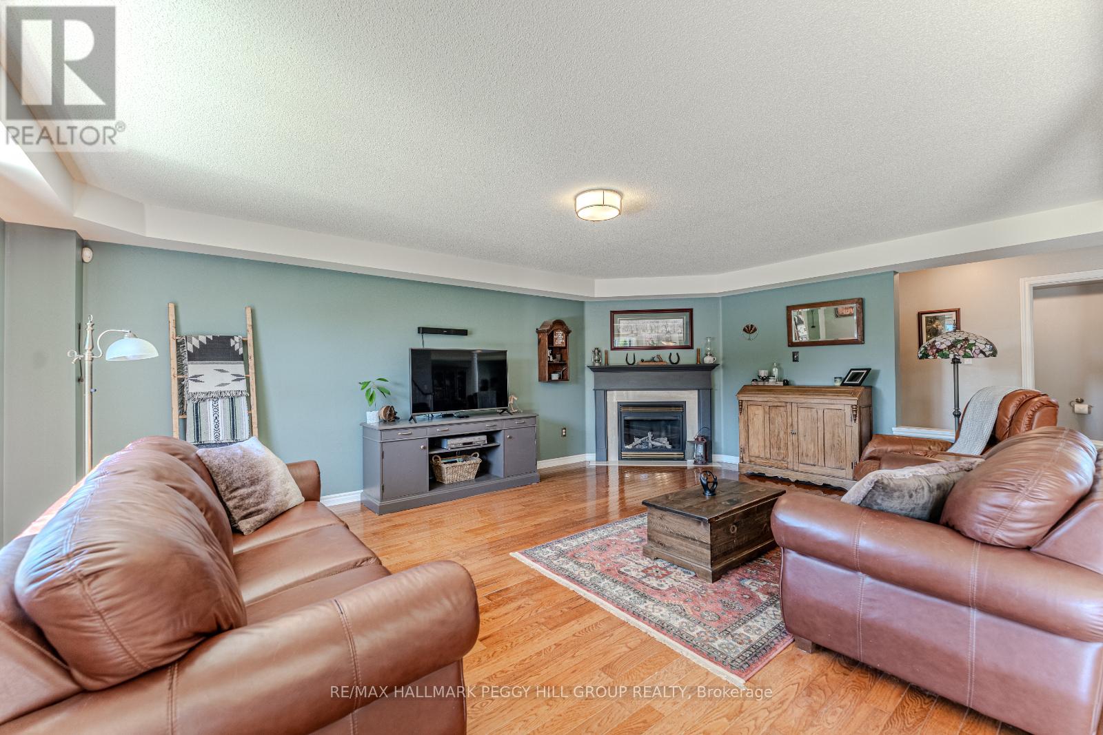 10 Mcavoy Drive, Barrie, Ontario  L4N 0R1 - Photo 7 - S12181838