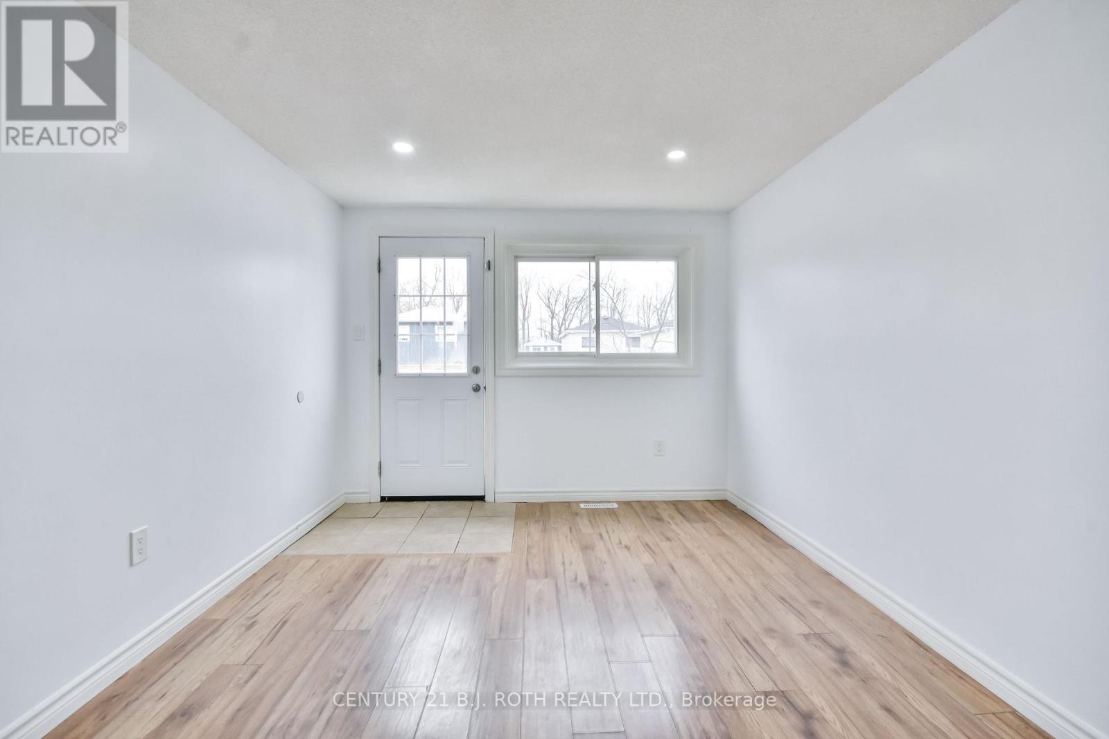 247 Letitia Street, Barrie (Letitia Heights), Ontario  L4N 4Y7 - Photo 20 - S12181884