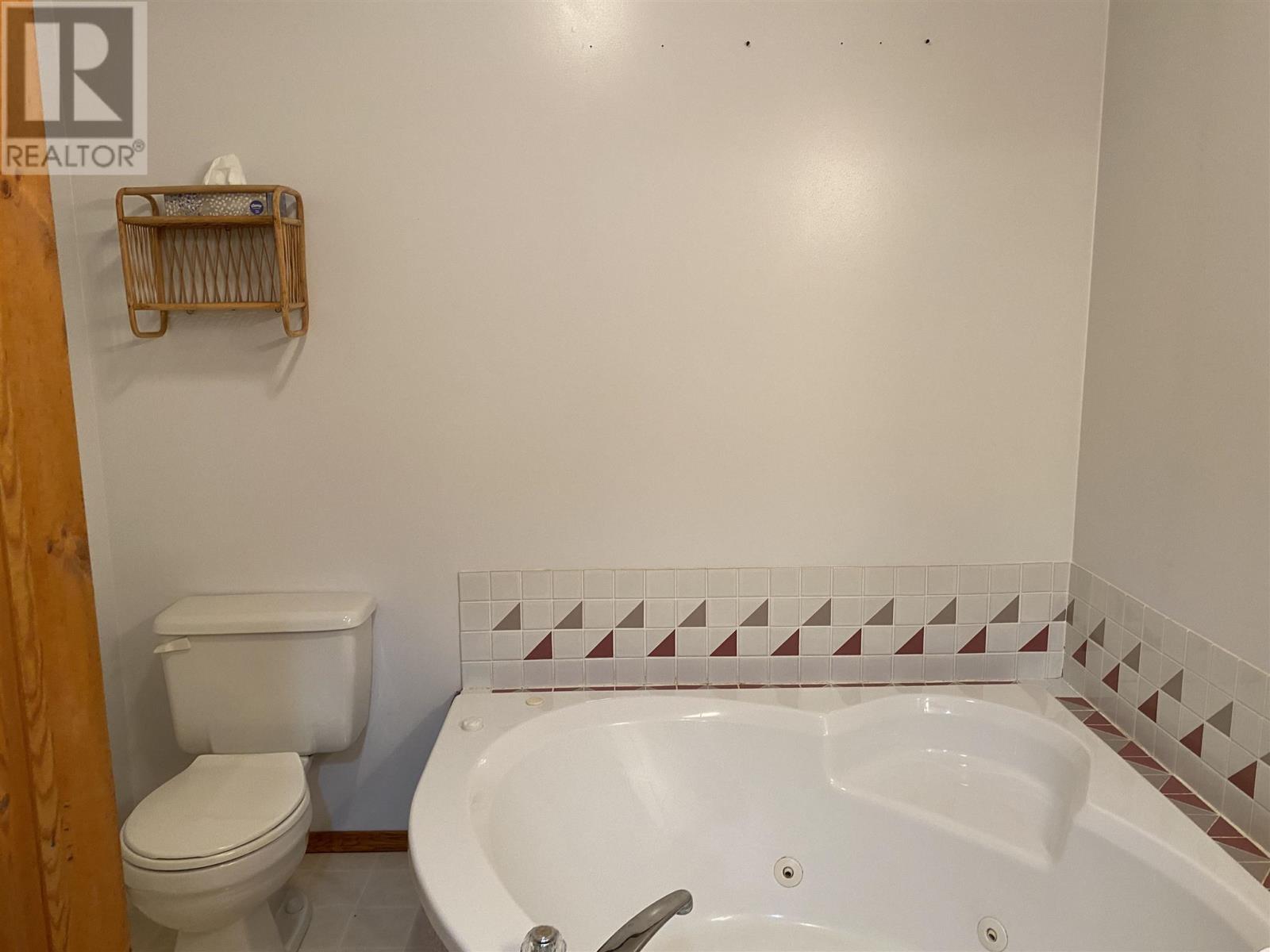 987 Redford Rd, Emo, Ontario  P0W 1E0 - Photo 10 - TB251023