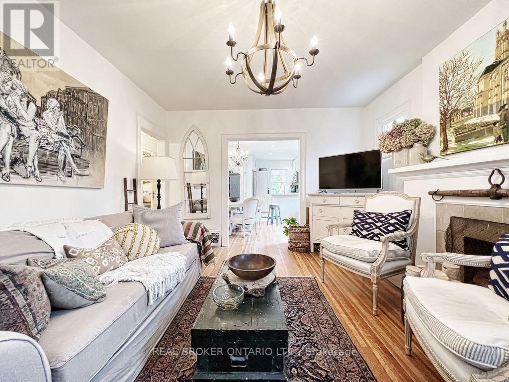 MAIN - 43 STANHOPE AVENUE, Toronto, Ontario
