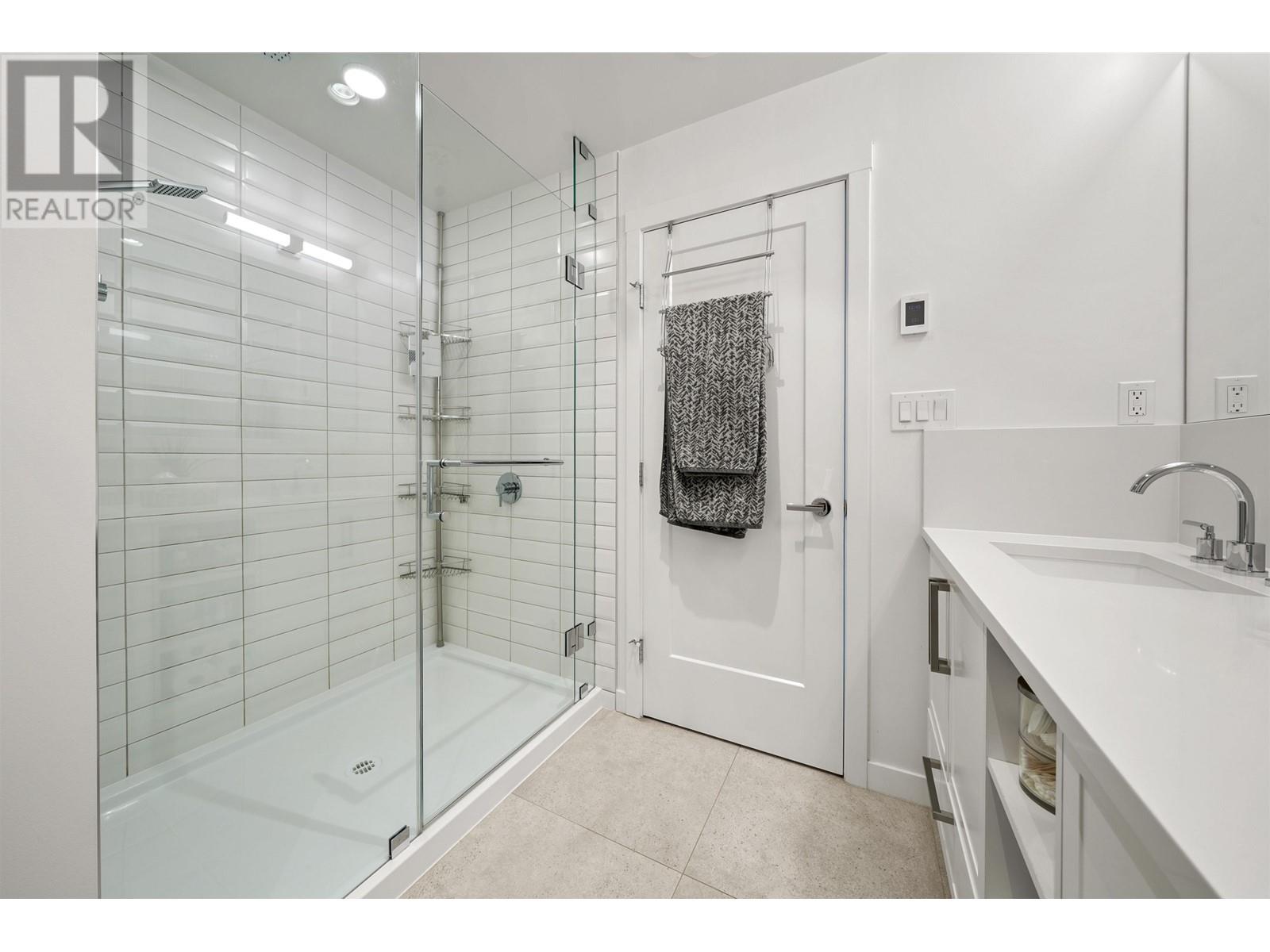 10 6427 Hammermill Avenue, Delta, British Columbia  V4L 0B2 - Photo 17 - R3008750