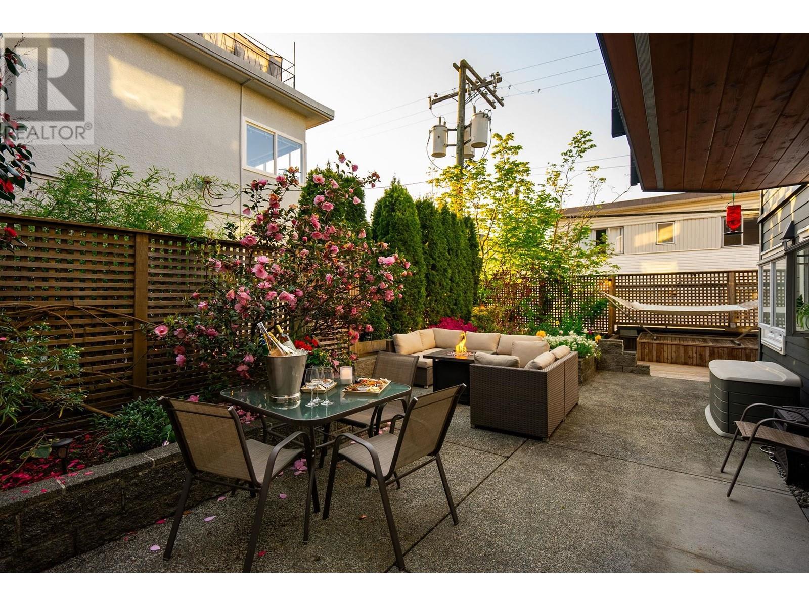 203 1631 Vine Street, Vancouver, British Columbia  V6K 3J3 - Photo 2 - R3008766