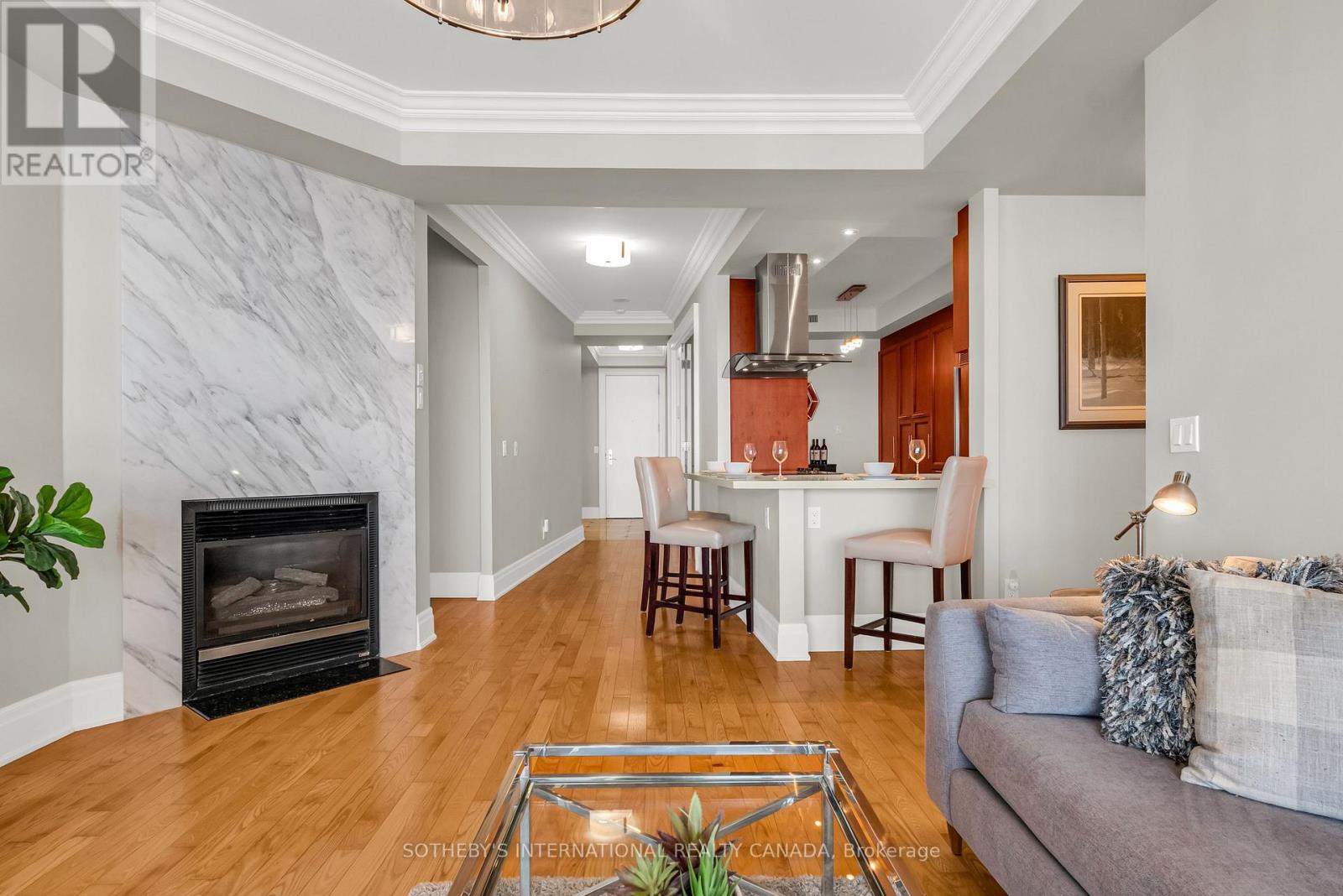 818 - 2095 Lake Shore Boulevard W, Toronto, Ontario  M8V 4G4 - Photo 12 - W12165132