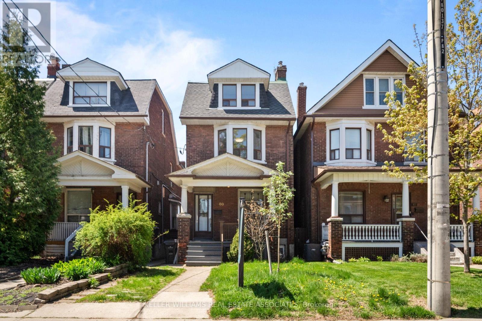 80 MAVETY STREET, Toronto, Ontario