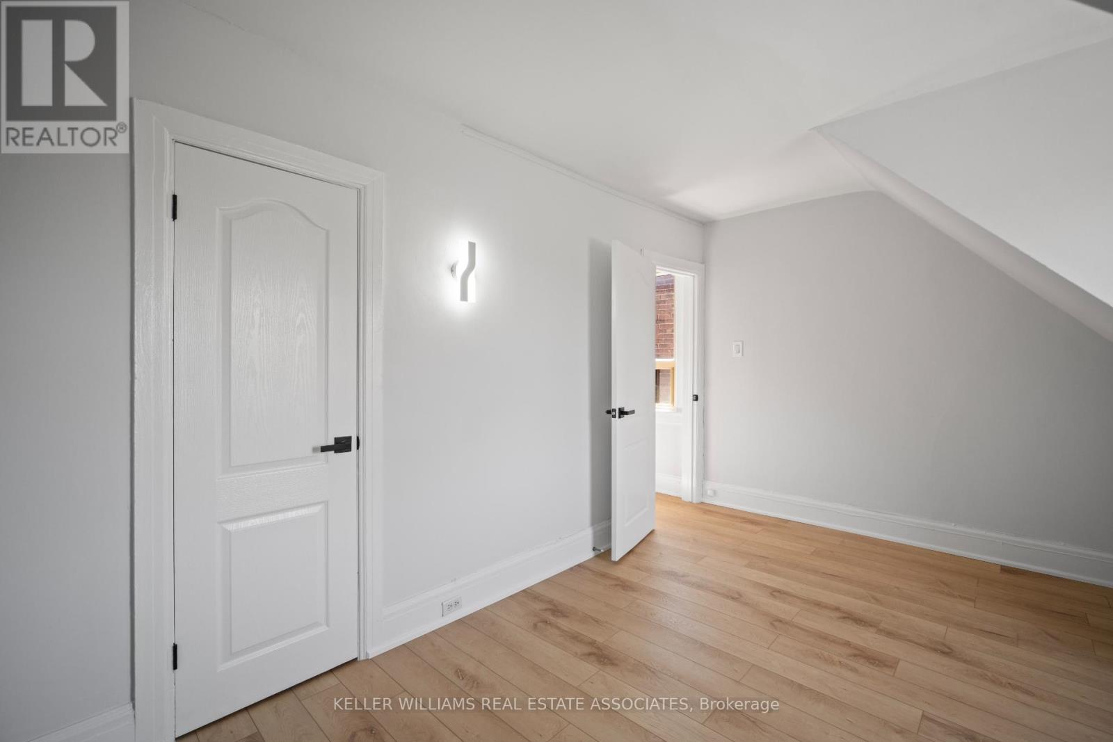 80 Mavety Street, Toronto, Ontario  M6P 2L6 - Photo 32 - W12181772