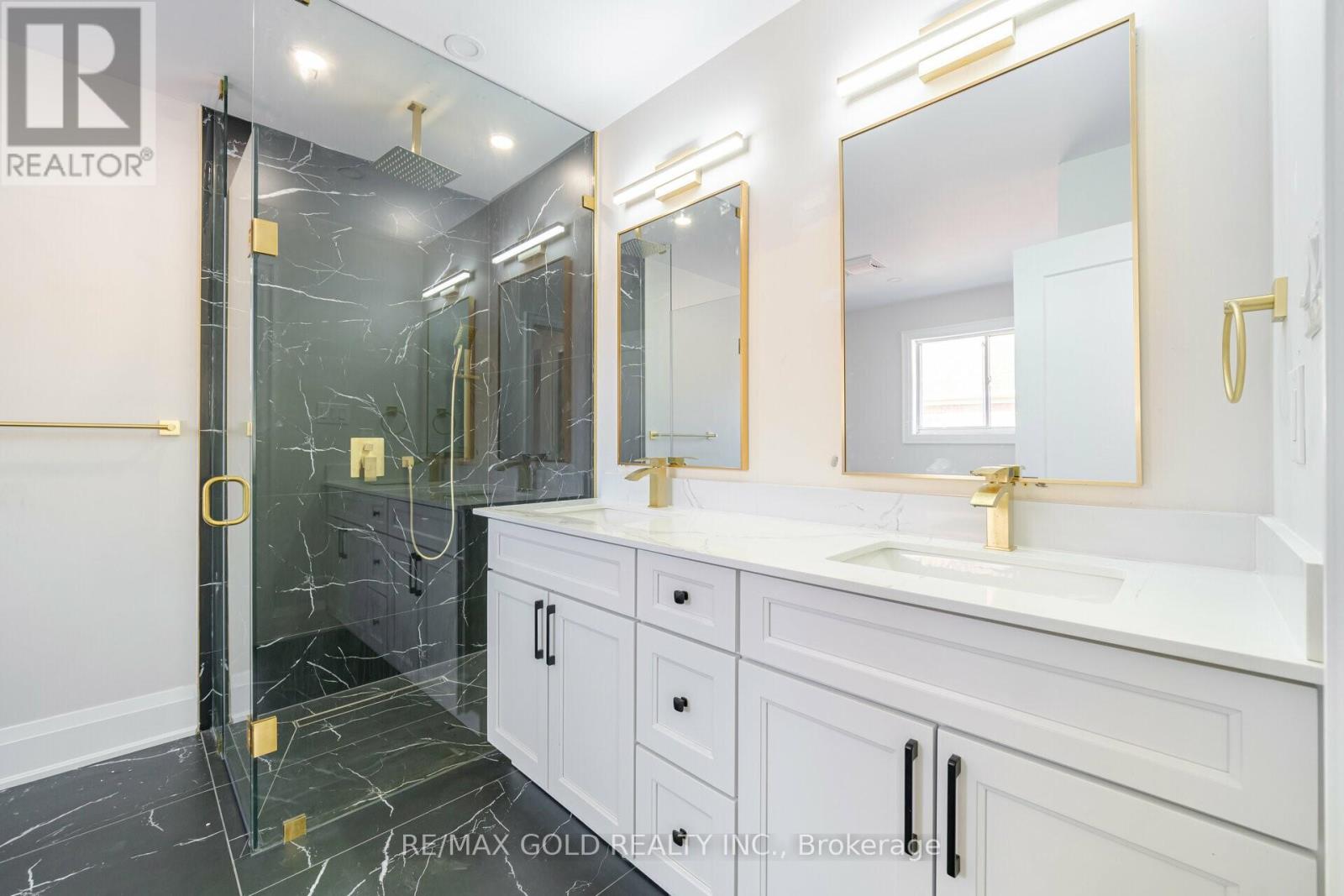 4 Nomad Crescent, Brampton (Bram West), Ontario  L6Y 5N5 - Photo 15 - W12181810