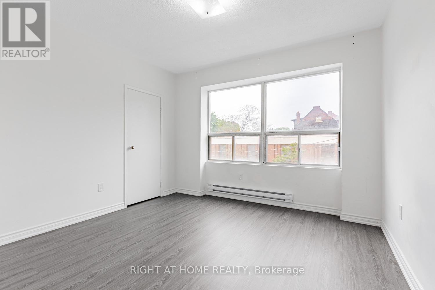 202 - 223 Jameson Avenue, Toronto, Ontario  M6K 2Y7 - Photo 18 - W12181811