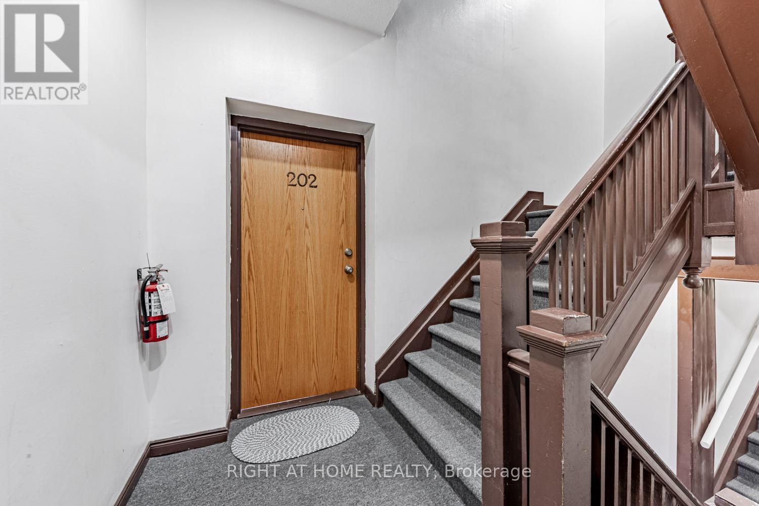 202 - 223 Jameson Avenue, Toronto, Ontario  M6K 2Y7 - Photo 22 - W12181811