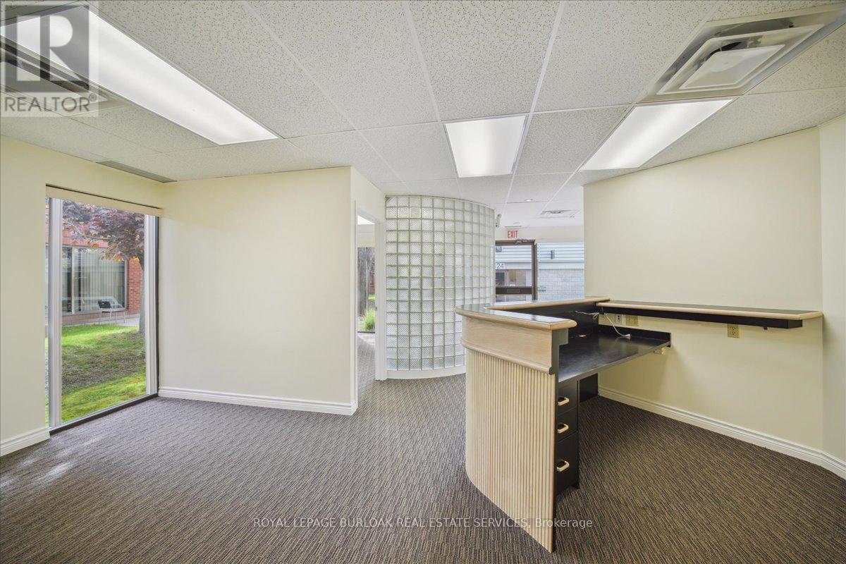 321 - 2289 Fairview Street, Burlington, Ontario  L7R 2E3 - Photo 8 - W12181828