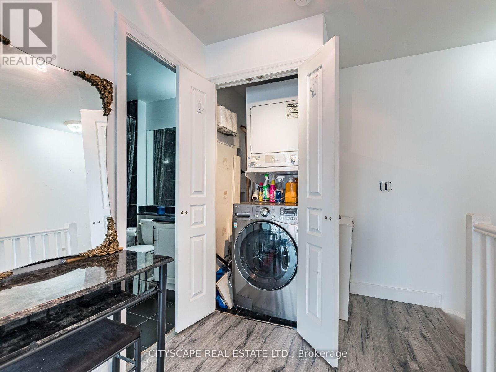 703 - 220 Burnhamthorpe Road W, Mississauga, Ontario  L5B 4N4 - Photo 26 - W12181832