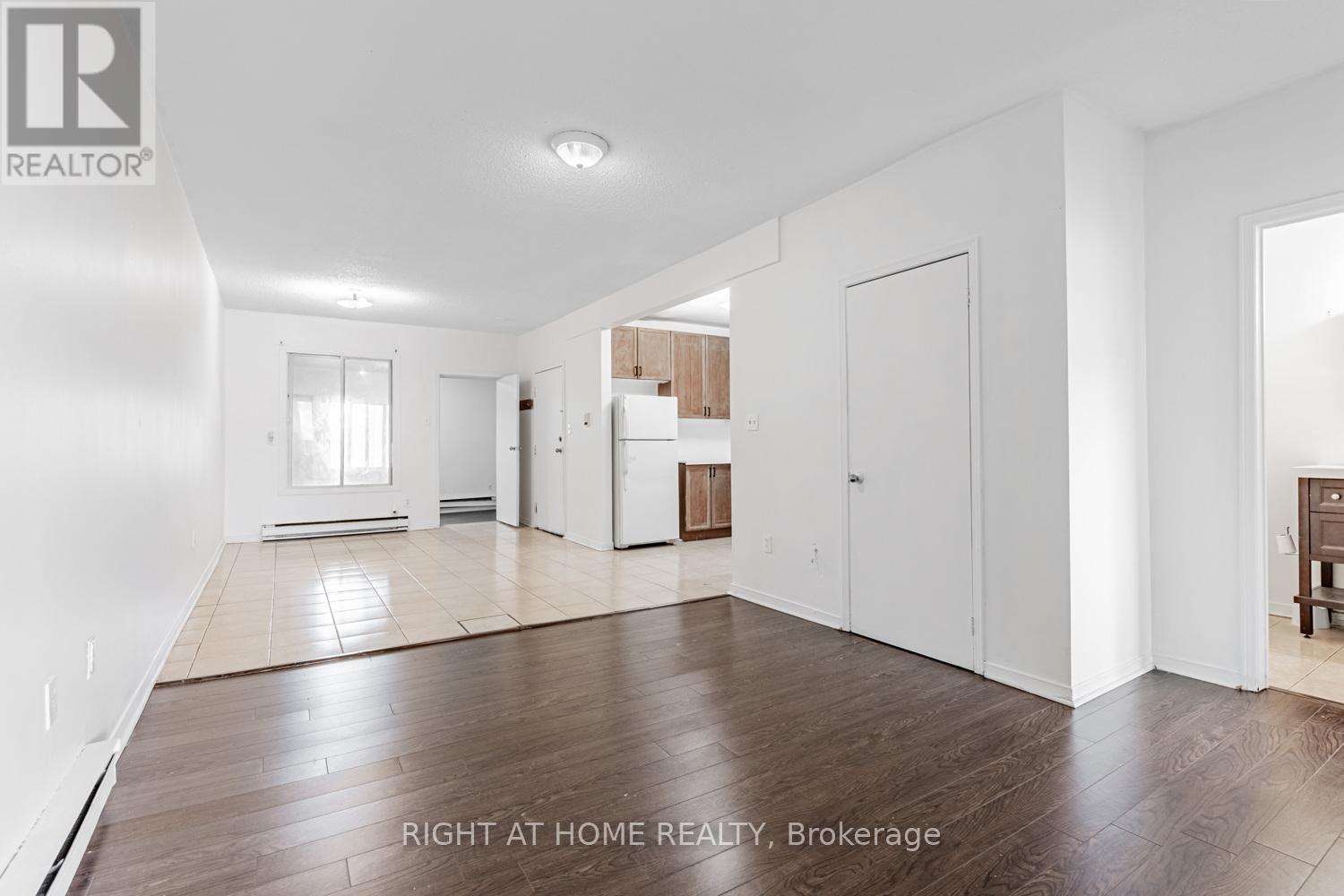 303 - 223 Jameson Avenue, Toronto, Ontario  M6K 2Y7 - Photo 8 - W12181846