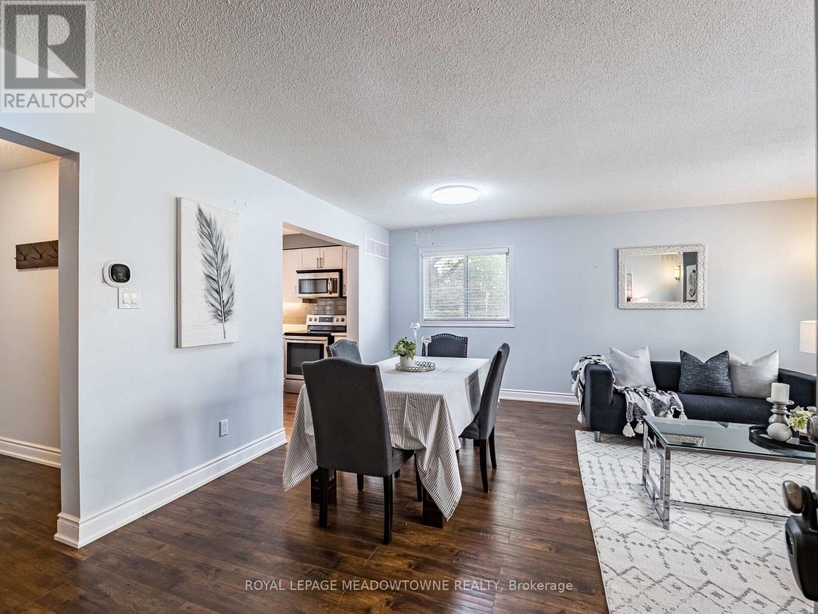 1 - 119 Mountainview Road N, Halton Hills (Georgetown), Ontario  L7G 3P8 - Photo 8 - W12181858
