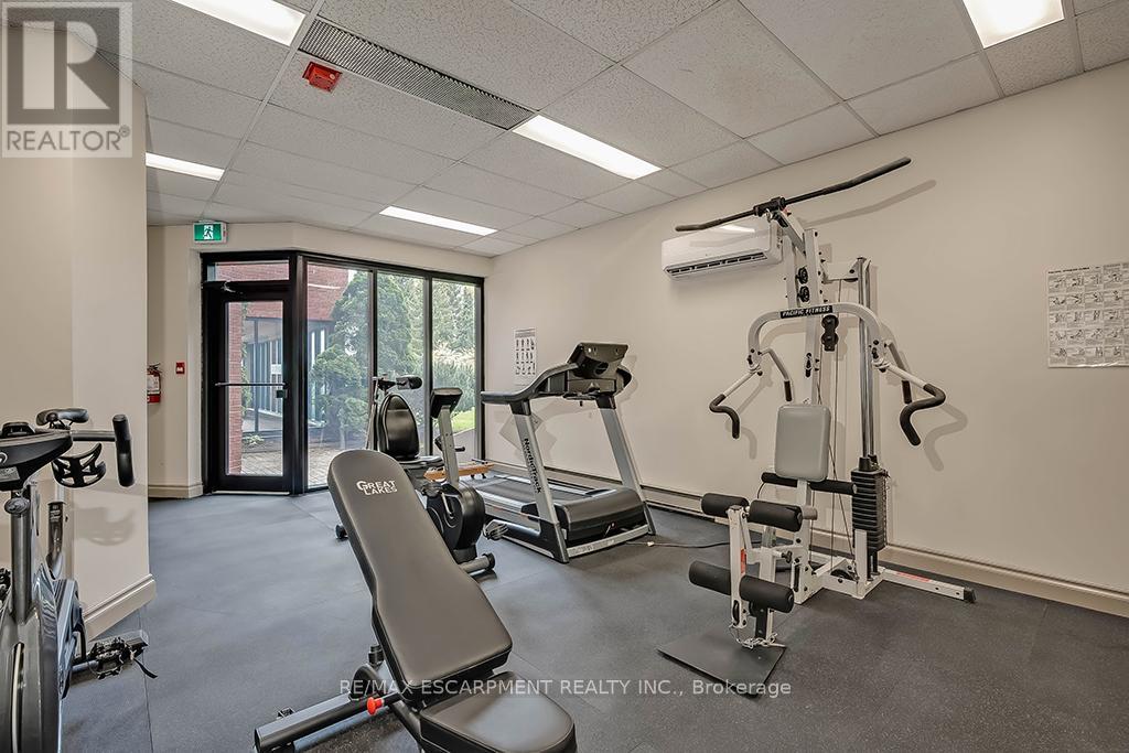 23 - 2220 Lakeshore Road, Burlington, Ontario  L7R 4G7 - Photo 33 - W12181873