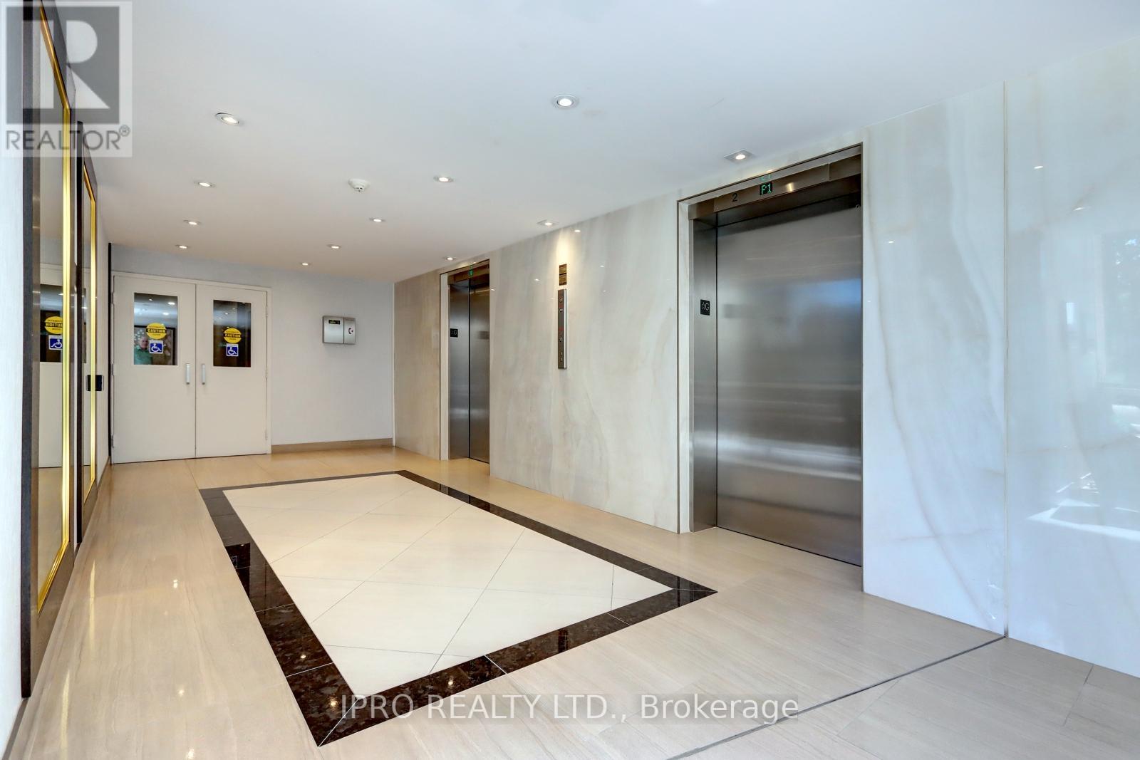 303 - 6500 Montevideo Road, Mississauga, Ontario  L5N 3T6 - Photo 7 - W12181898